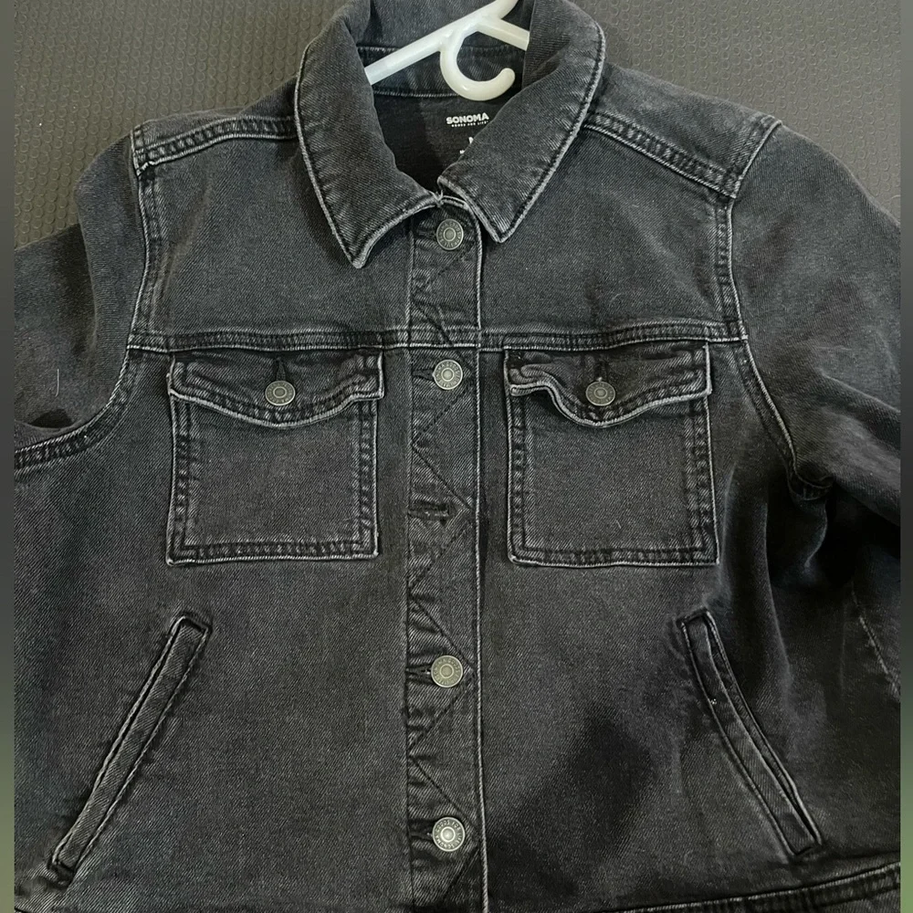 Denim jean Black jacket. Regular fit women’s/juniors  - Picture 1 of 5